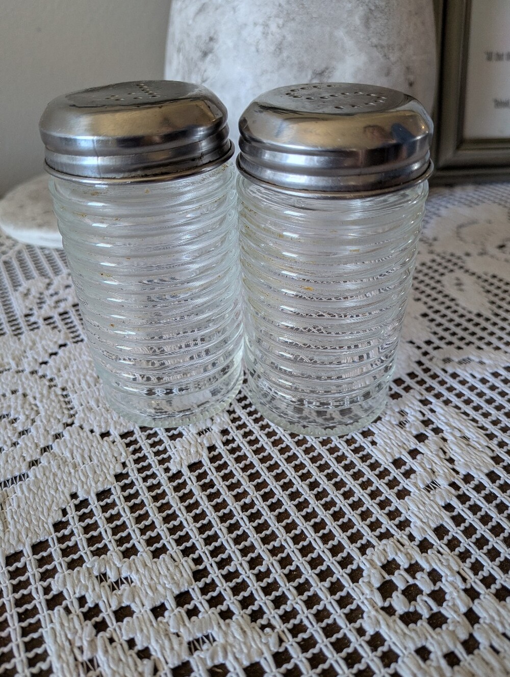 Vintage 1940s–50s Ribbed Glass Salt & Pepper Shakers Pierced S P Metal Lids